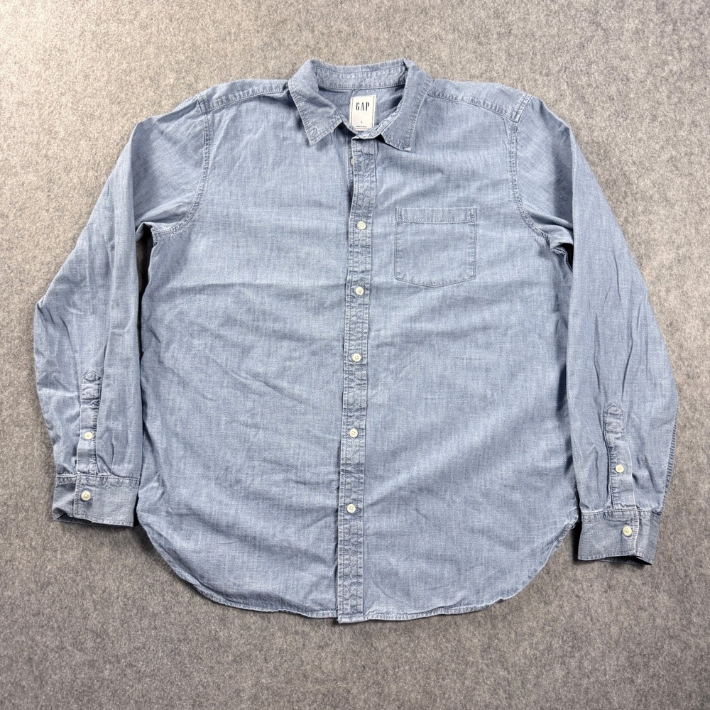 GAP Mens Button Down Shirt Large Blue Chambray Long Sleeve  Regular Fit Pocket